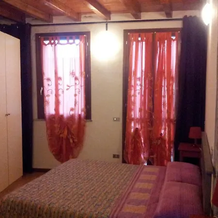 Via Toscana House