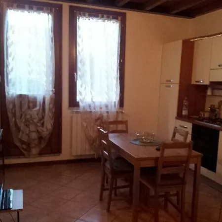 Via Toscana House * Парма